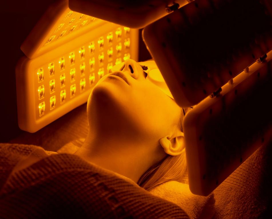 LED fotobiomodulācija ar Heleo